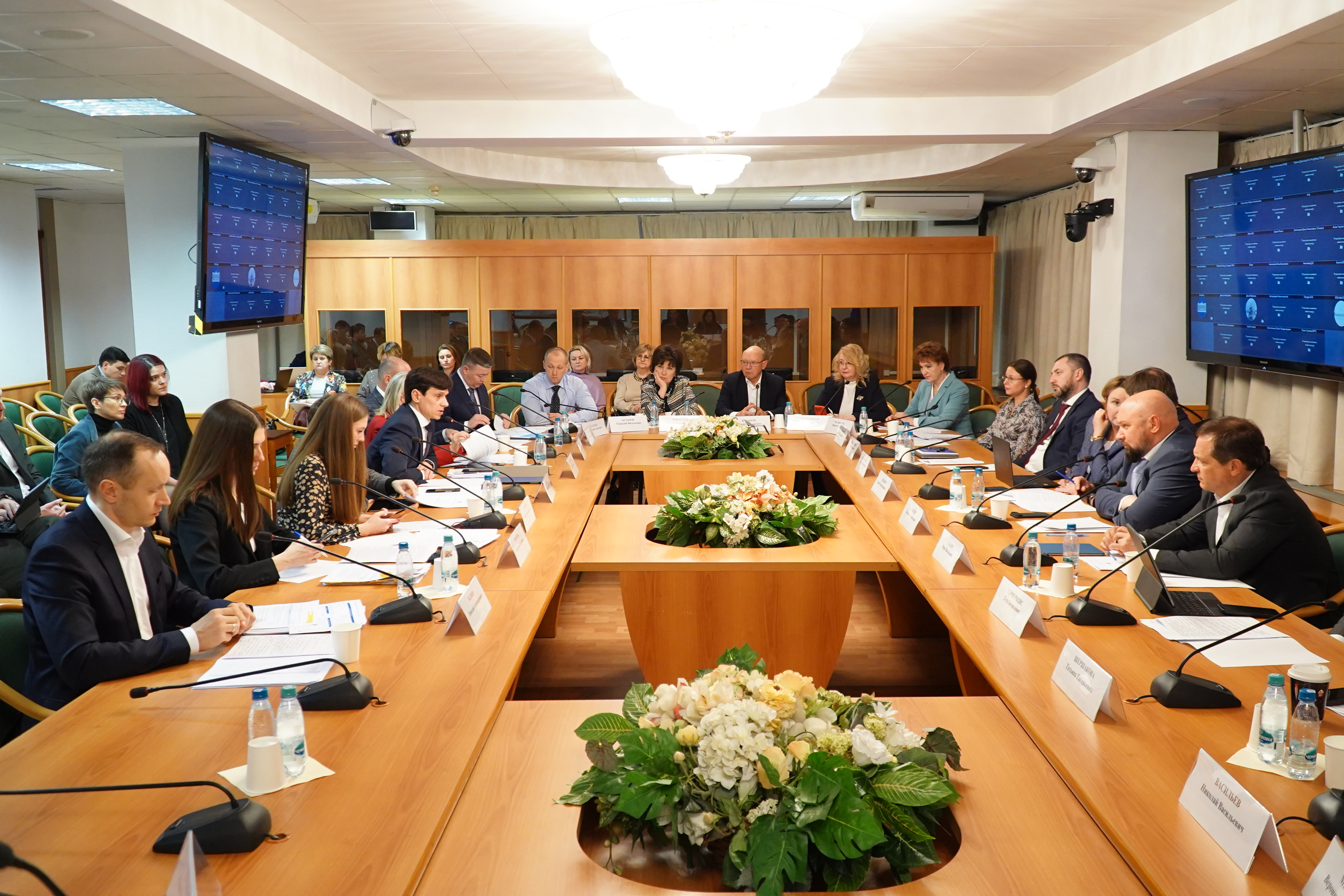 Заседание Экспертного совета по ЖКХ при Комитете Госдумы по строительству и ЖКХ