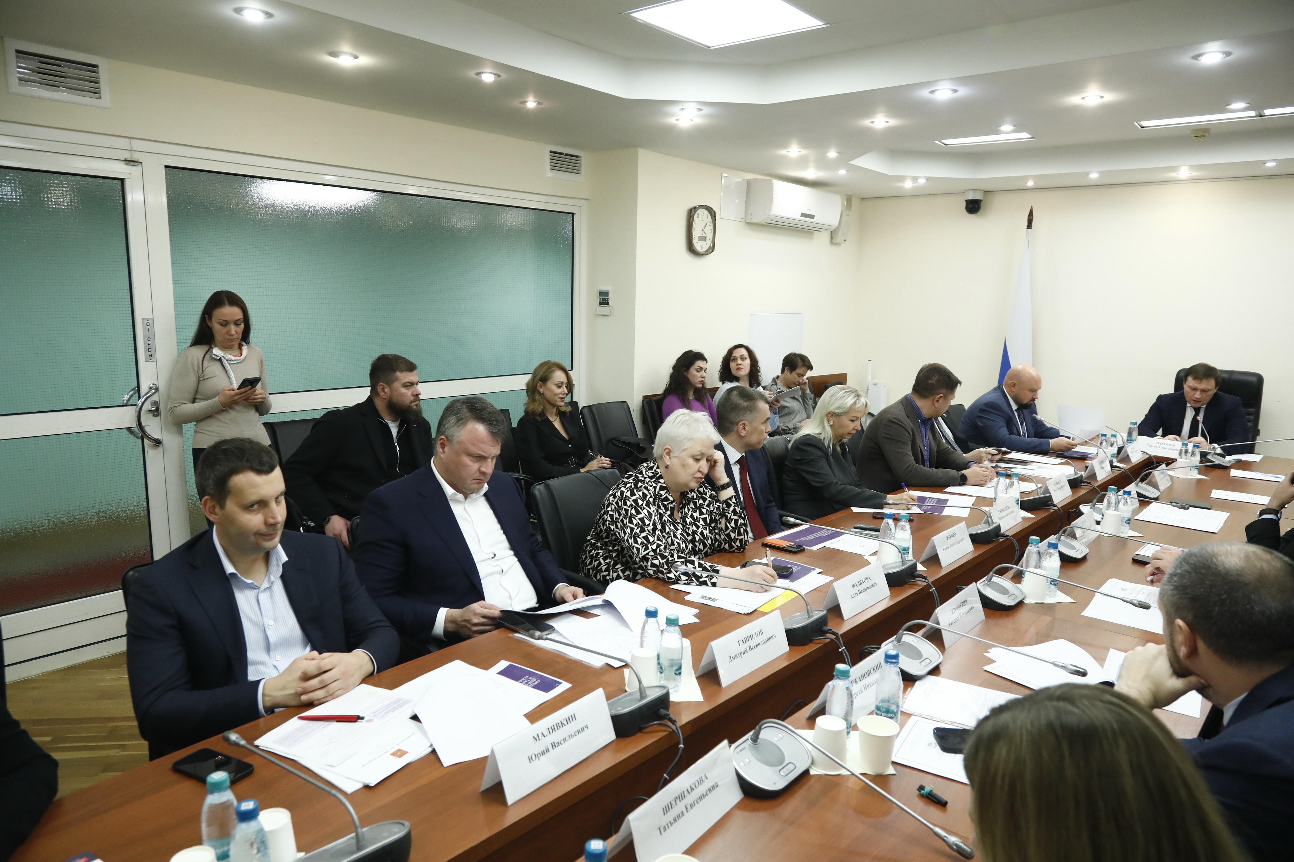 На площадке Комитета Госдумы по строительству и ЖКХ прошла стратегическая встреча с лидерами коммунальной отрасли