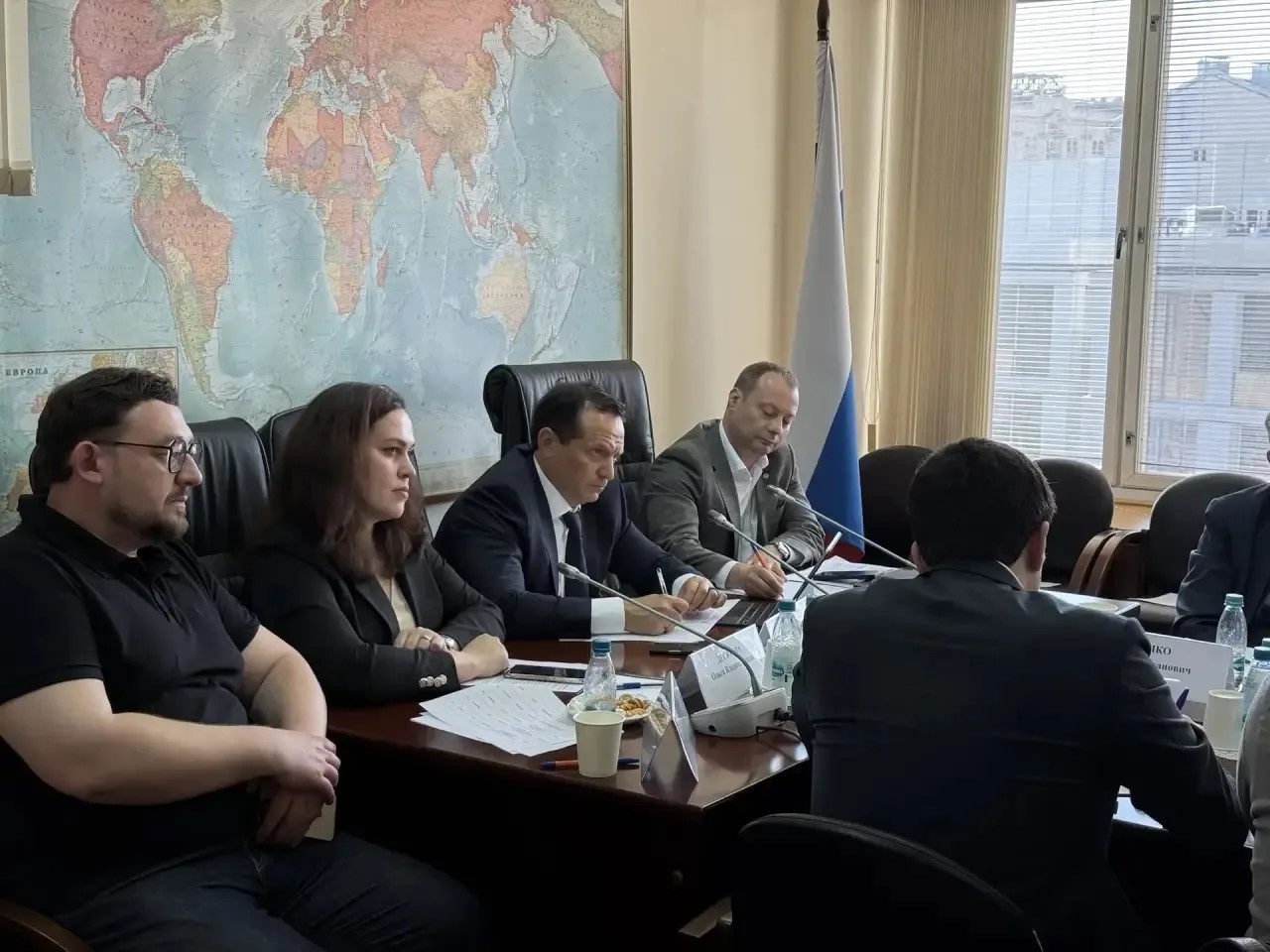 В Госдуме обсудили будущее отрасли управления многоквартирными домами: от экономики до цифровизации