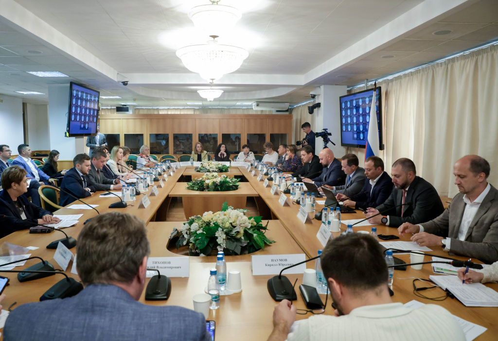 Заседание Экспертного совета по ЖКХ при Комитете Государственной Думы по строительству и ЖКХ