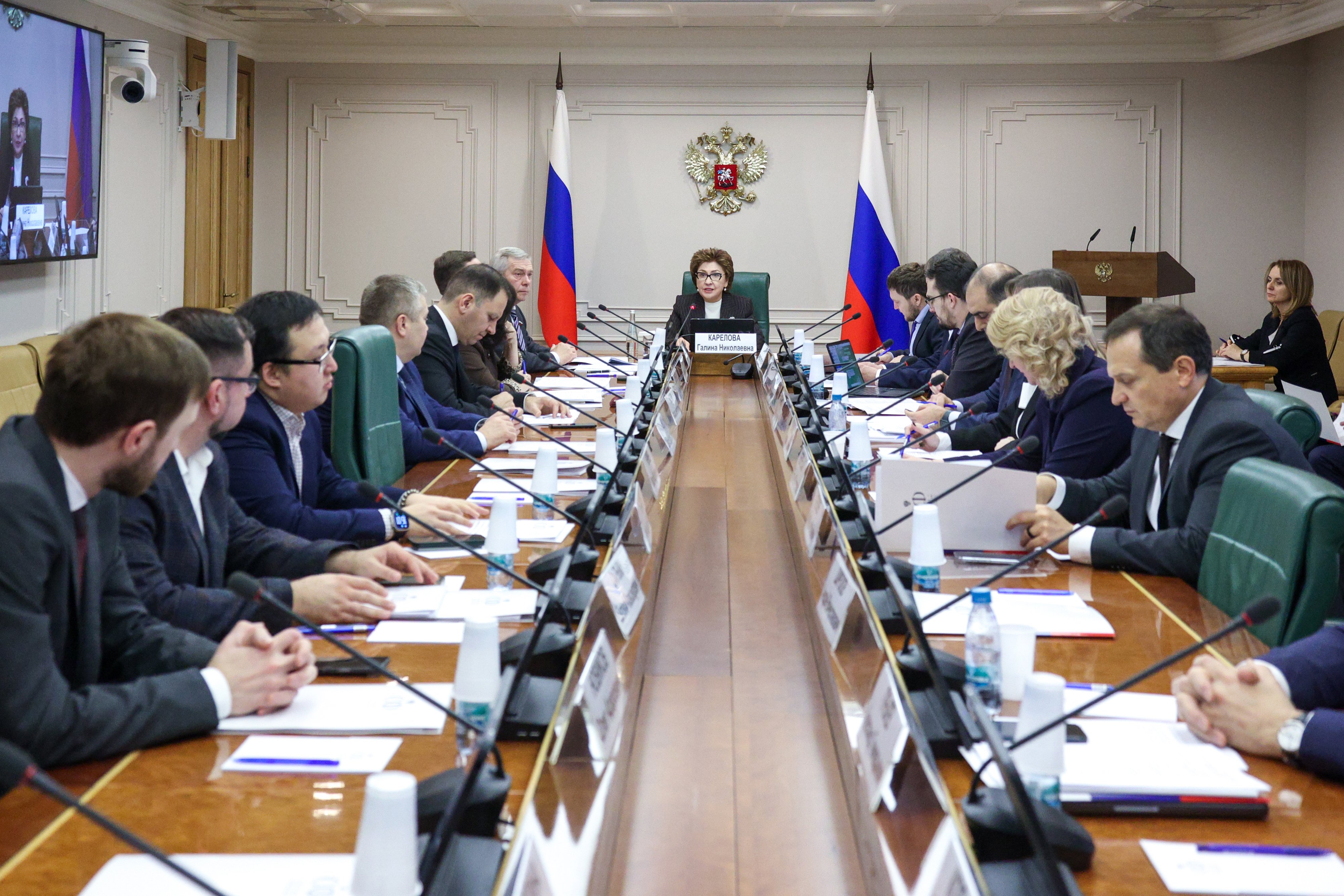 Совершенствование системы лицензирования деятельности по управлению многоквартирными домами: законодательные новации и практика применения